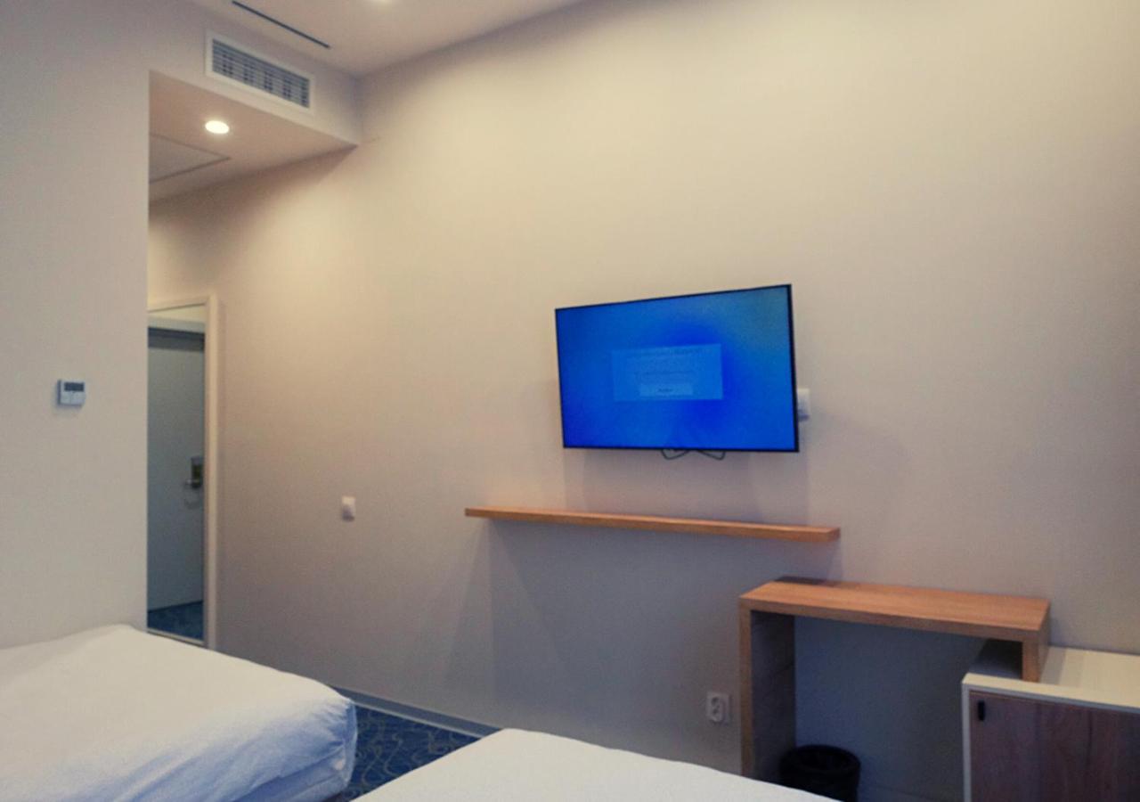 Add Hotel אלמטי מראה חיצוני תמונה