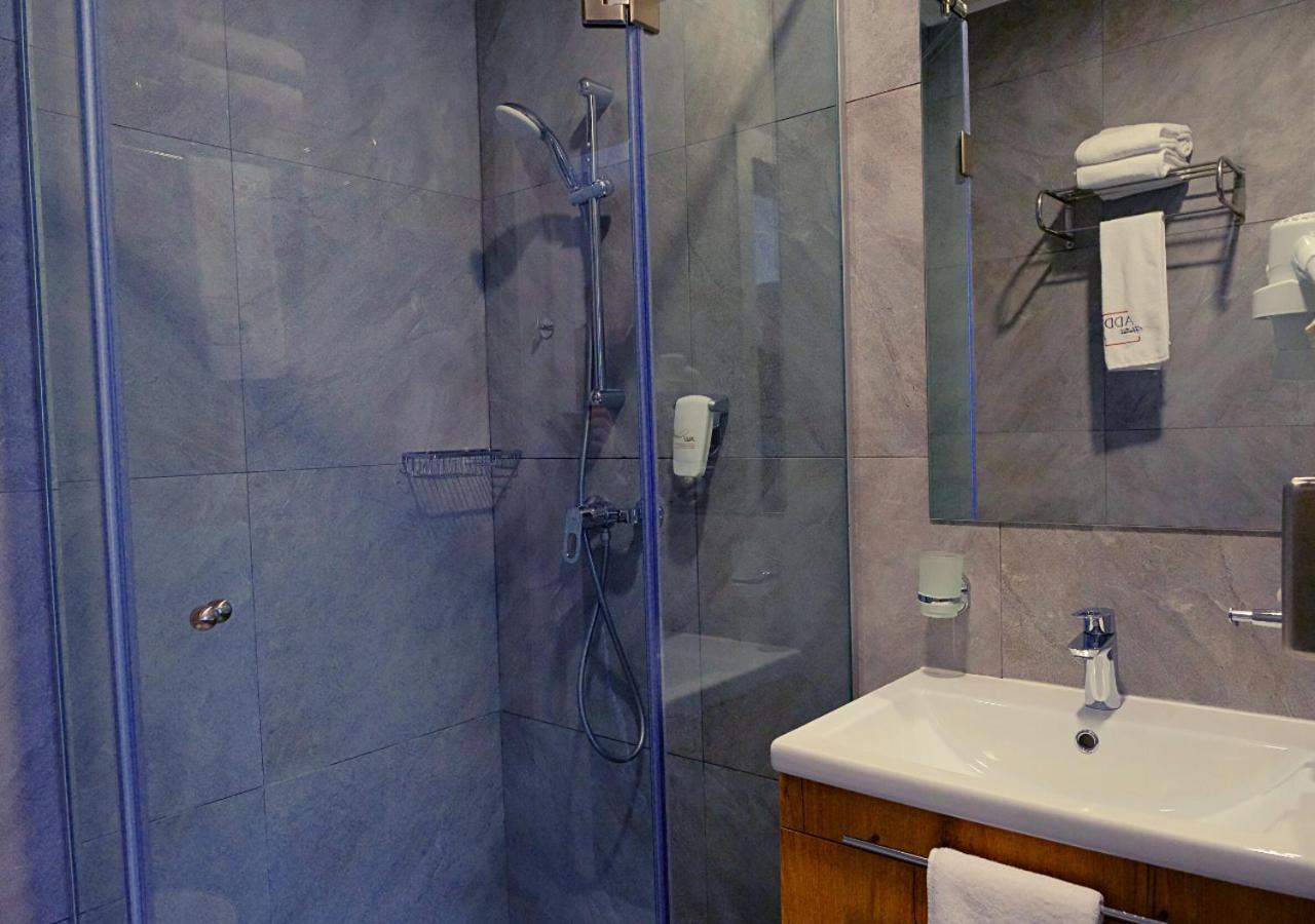 Add Hotel אלמטי מראה חיצוני תמונה